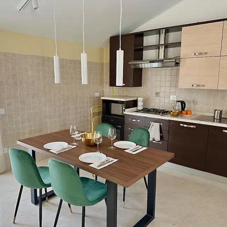 Daire Belvedere Velino - Panoramic Penthouse With Mountain Views